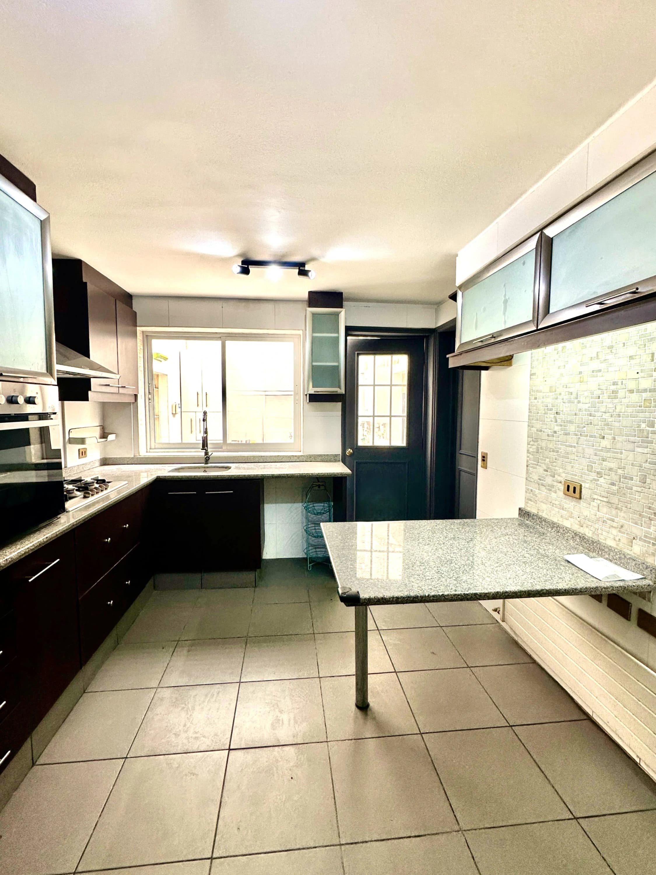 Interior en Condominio y Caminando de Santiago College y Everest
