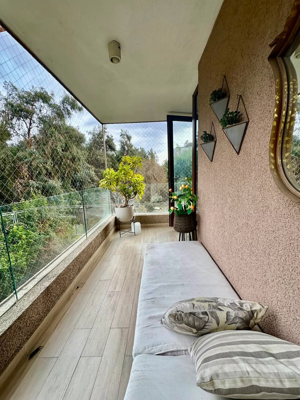 4d+4b: Hermoso + Conectividad + Vista + Jardines + Tranquilo