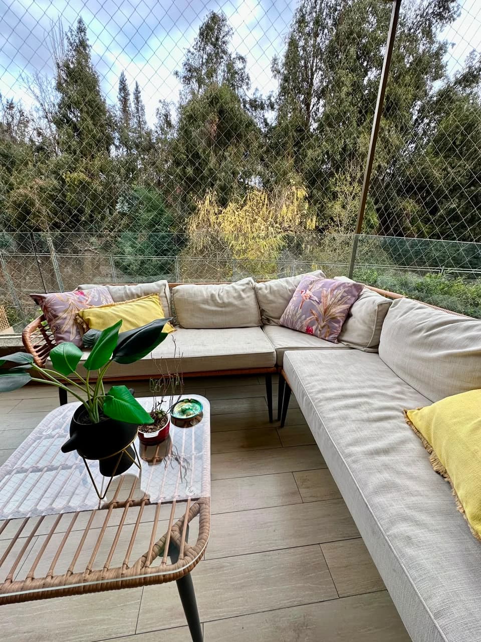4d+4b: Hermoso + Conectividad + Vista + Jardines + Tranquilo