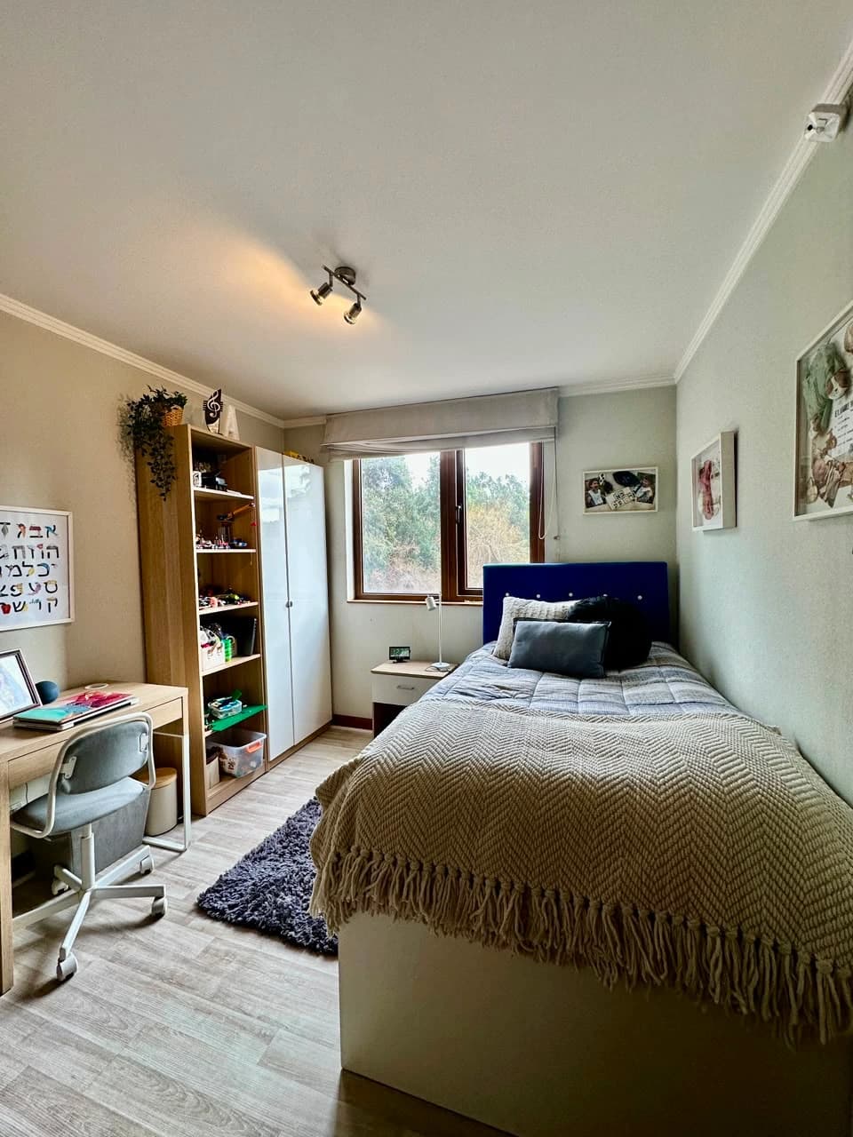 4d+4b: Hermoso + Conectividad + Vista + Jardines + Tranquilo