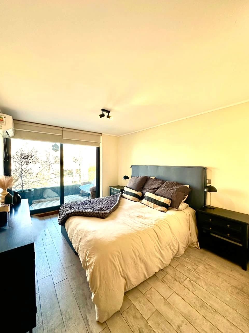 PENTHOUSE CON AZOTEA Y BELLAS VISTAS: 2 DORMITORIOS Y 100MT2