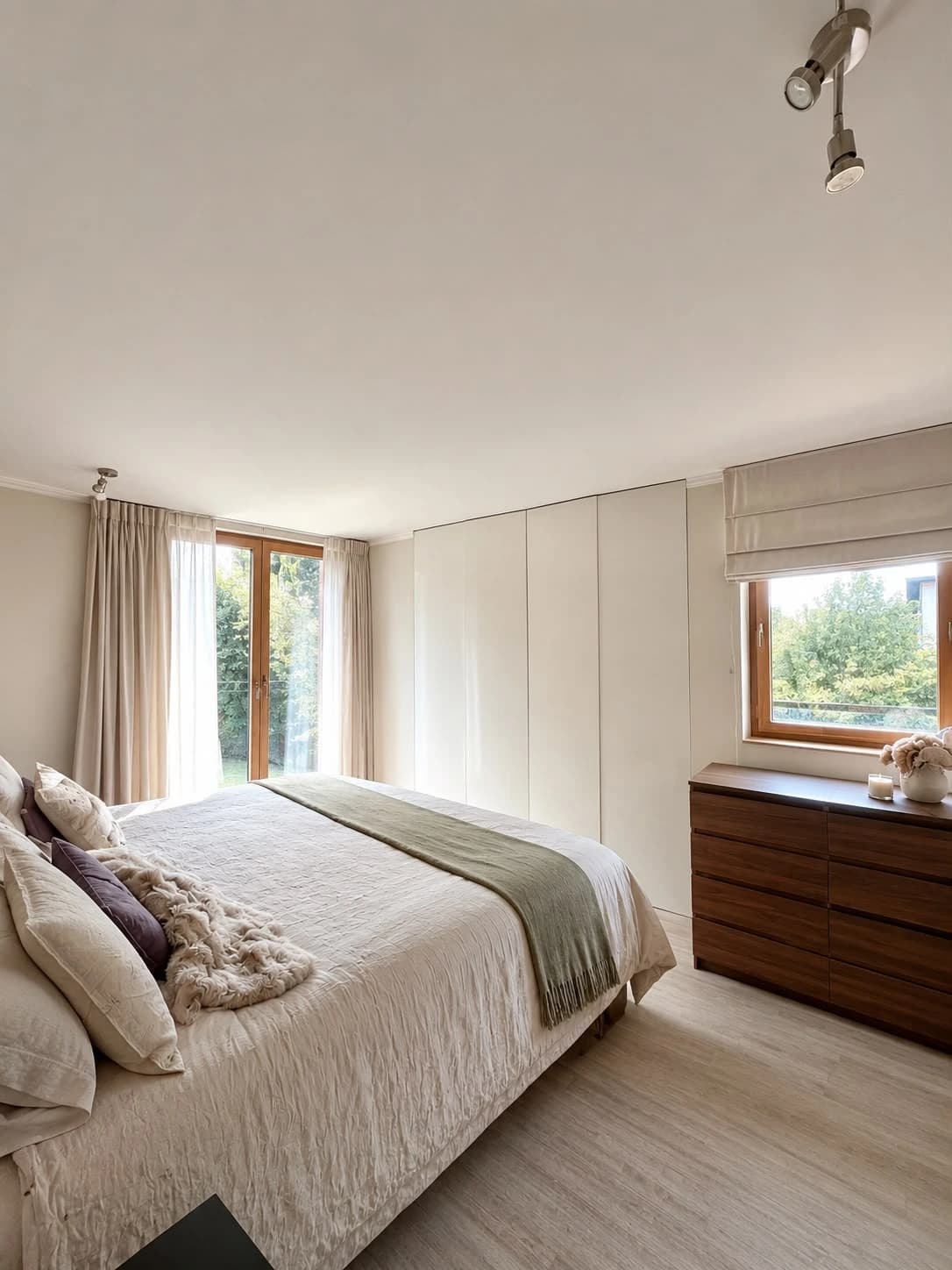 4d+4b: Hermoso + Conectividad + Vista + Jardines + Tranquilo