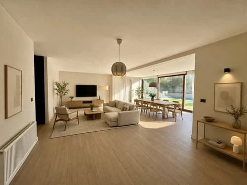 Espaciosa Con Gran Cocina. Interior Y Norte