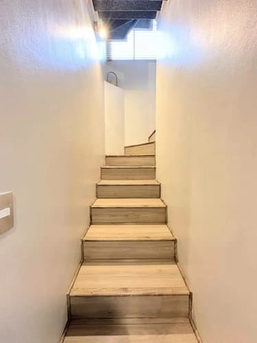 En Condominio Y Remodelada: Monte Tabor Y Santiago College