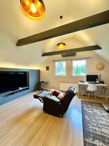 En Condominio Y Remodelada: Monte Tabor Y Santiago College
