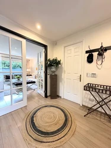 En Condominio Y Remodelada: Monte Tabor Y Santiago College